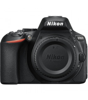 دوربین نیکون D5600 بدنه