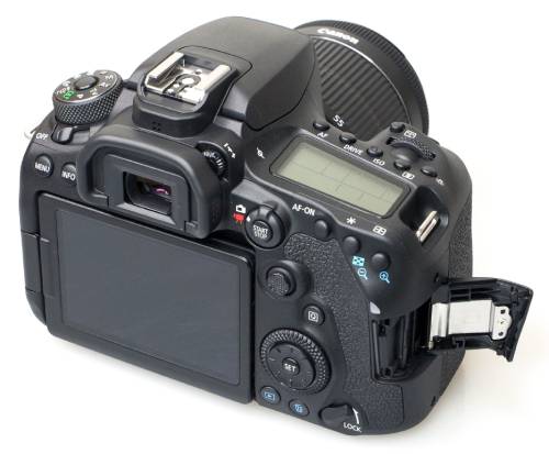  کانن مدل Canon EOS 90D به همراه لنز EF-S 18-135mm